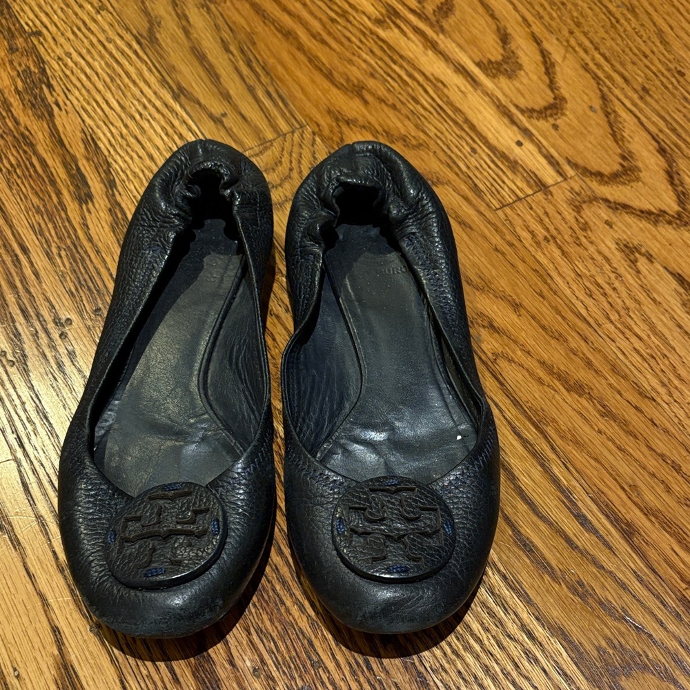 Tory Burch Black Leather Flats with Logo Detail